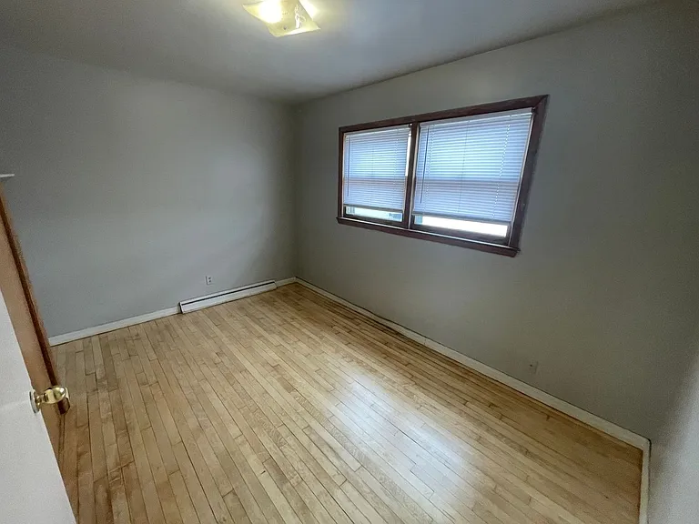 2323-2337 S 5th St./2346-2348 S Chase Ave. - 13 Unit — Photo 13