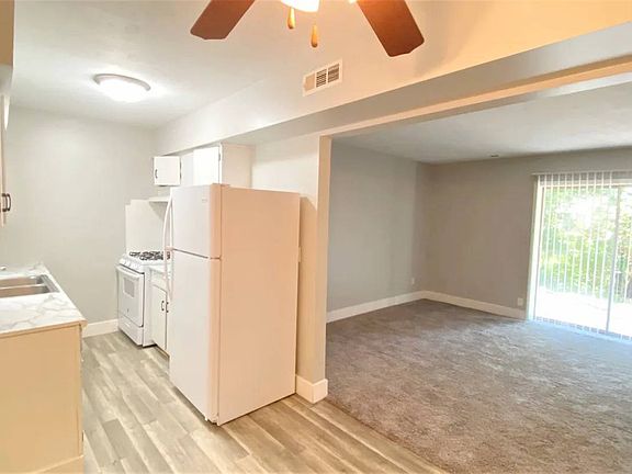 2nd image of 401 E 16th Ave #2
