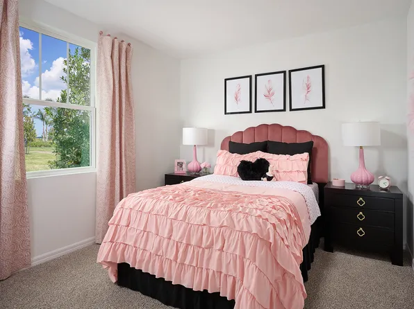 Foxglove Plan, Lakes at Bella Lago - Signature Series