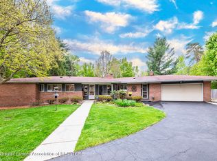 614 Greencroft Ct, Williamston, MI 48895