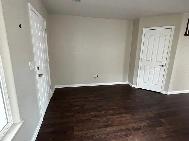 866 Papaya St — Photo 11