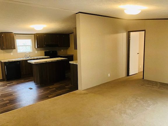 5th image of 227 Woodcliff Dr