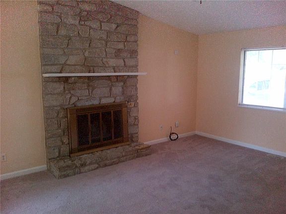 3rd image of 2704 Grassy Creek Ct