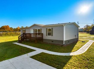 107 Huff Hollow Rd, Newport, TN 37821