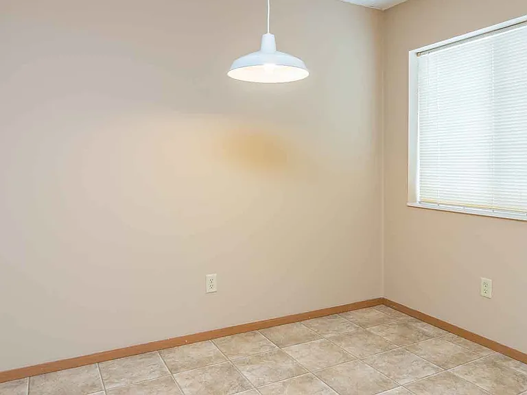 WestPointe Townhomes — Photo 34