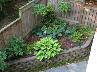 11971 Greywing Ct, Reston, VA 20191