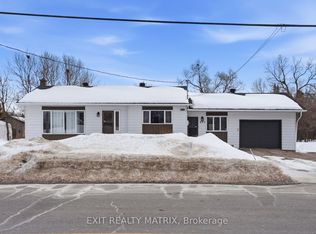 635 Front Rd W, Champlain, ON K0B 1K0