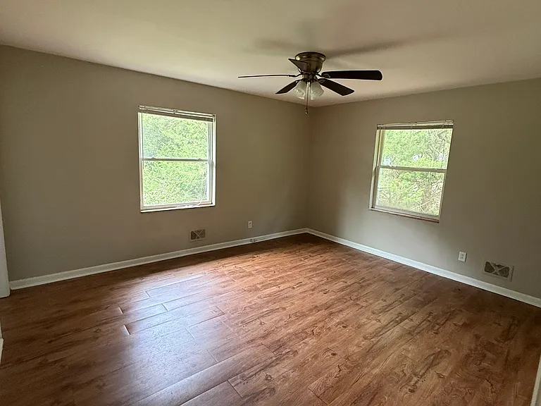 567 Jordan Rd — Photo 16
