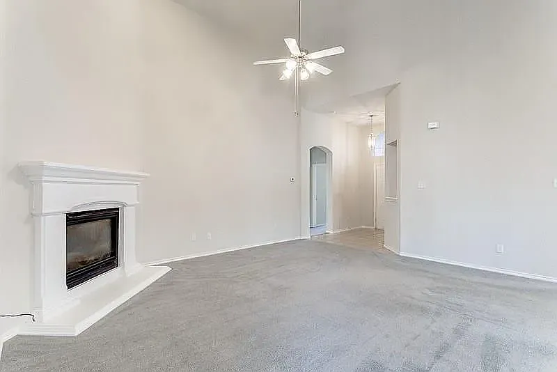 3 bed, 1618 sqft, $2,150 — Photo 2