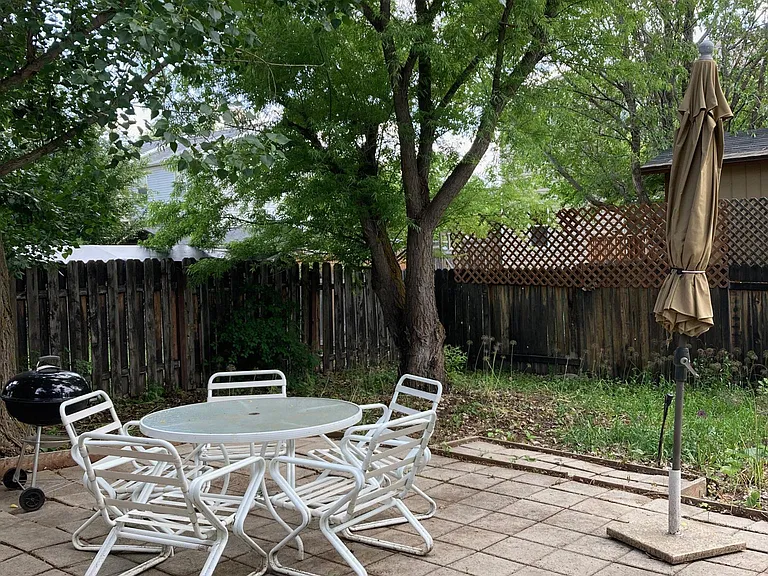 569 N 200 W — Photo 22