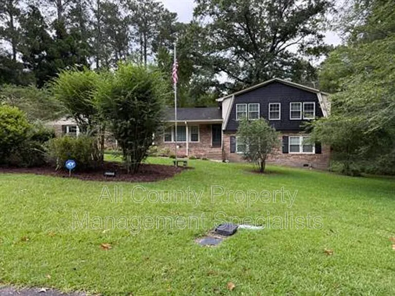 2932 Bagpipe Rd — Photo 1