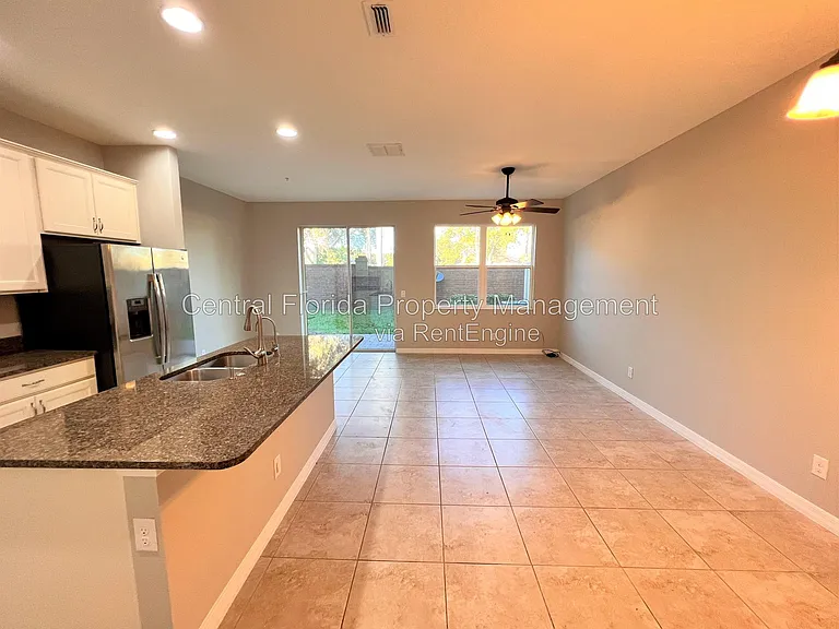 1123 Palma Verde Pl — Photo 2