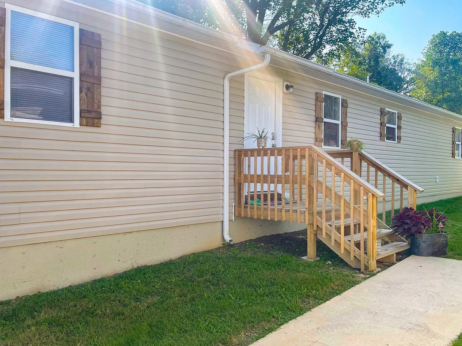 2 bed, 1.5 bath, 893 sqft, $1,850 — Photo 2