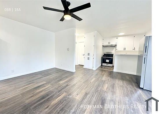 2nd image of 838 N Normandie Ave APT 1