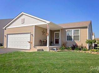 1749 Sebastian Rd, Woodstock, IL 60098