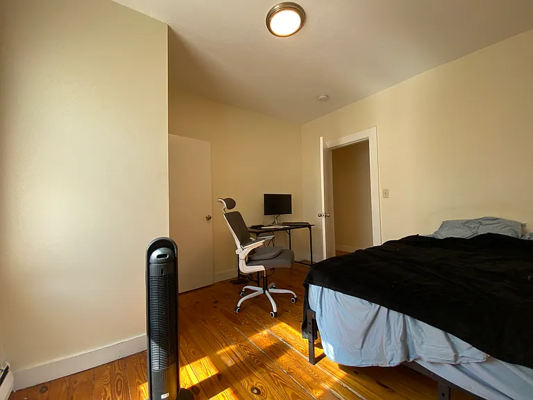 66 Pleasant St #3 — Photo 9
