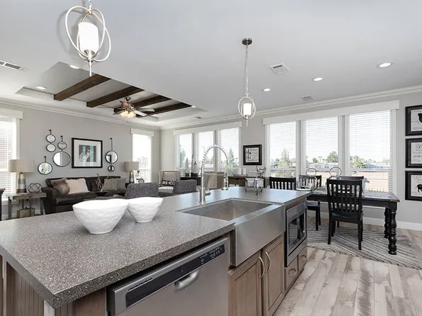 Palm Creek Resort & Residences