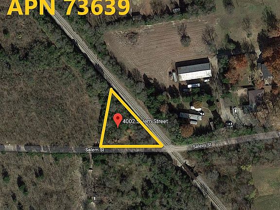 4th image of 4002 Salem St