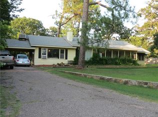 1001 Willow Pond Rd, Wewoka, OK 74884