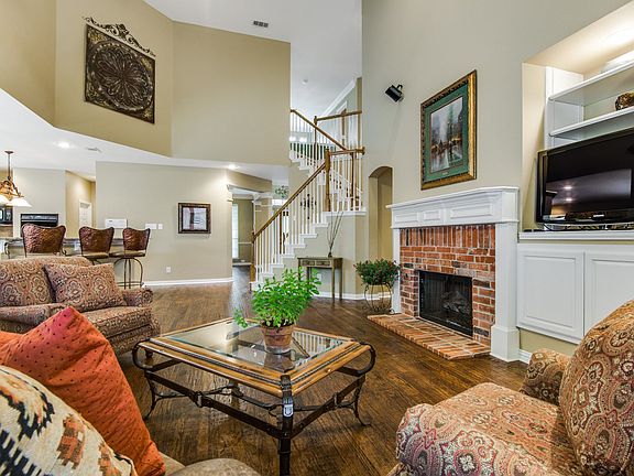4th image of this home