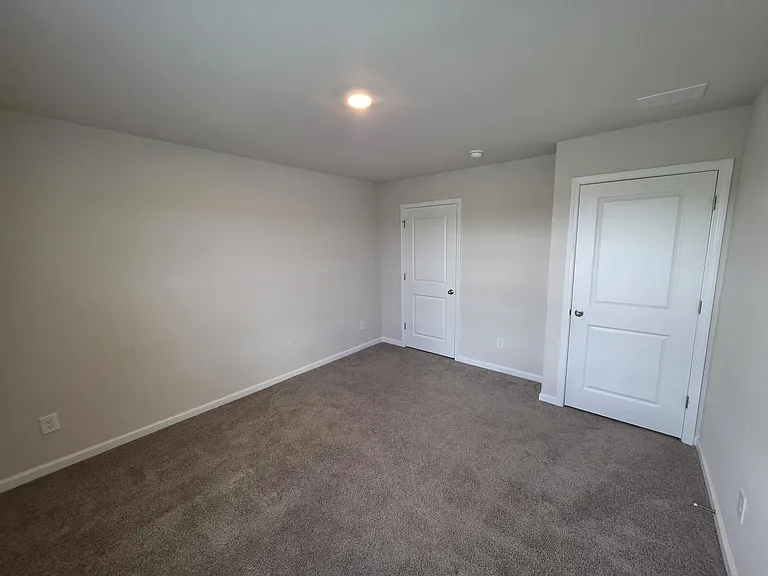 239 Londonshire Dr — Photo 24