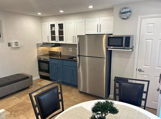 9105 Atlantic Ave APT 40, Margate City, NJ 08402