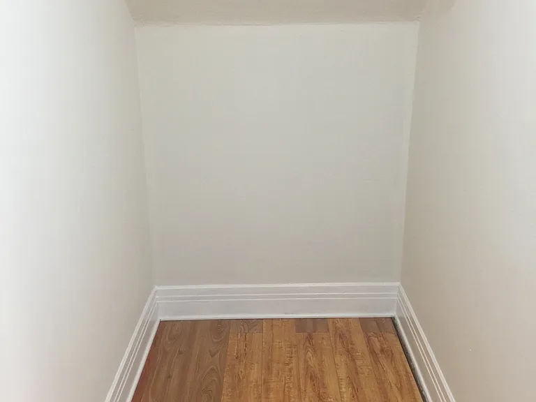 1330 S Van Ness Ave #1330 — Photo 12