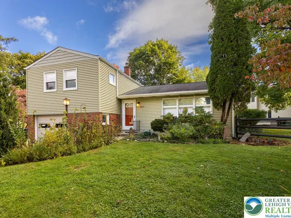 2510 Nottingham Rd, Bethlehem, PA 18017
