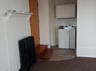 203 Farnsworth Ave APT 1, Bordentown, NJ 08505