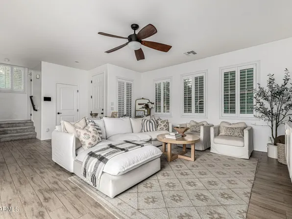 3490 S BLUEJAY Drive, Gilbert, AZ 85297