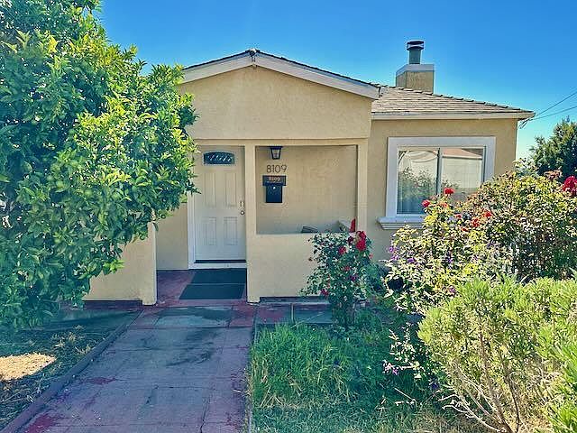 Welcome to 8109 Ney Ave!