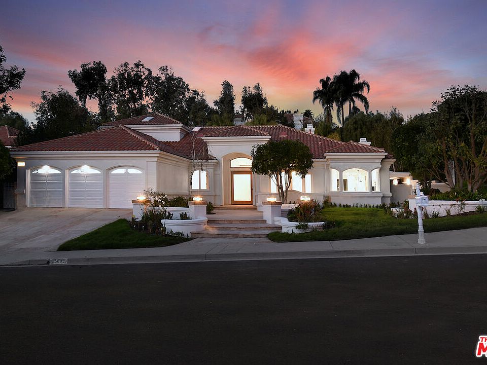 1st image of 25605 Melbourne Ct