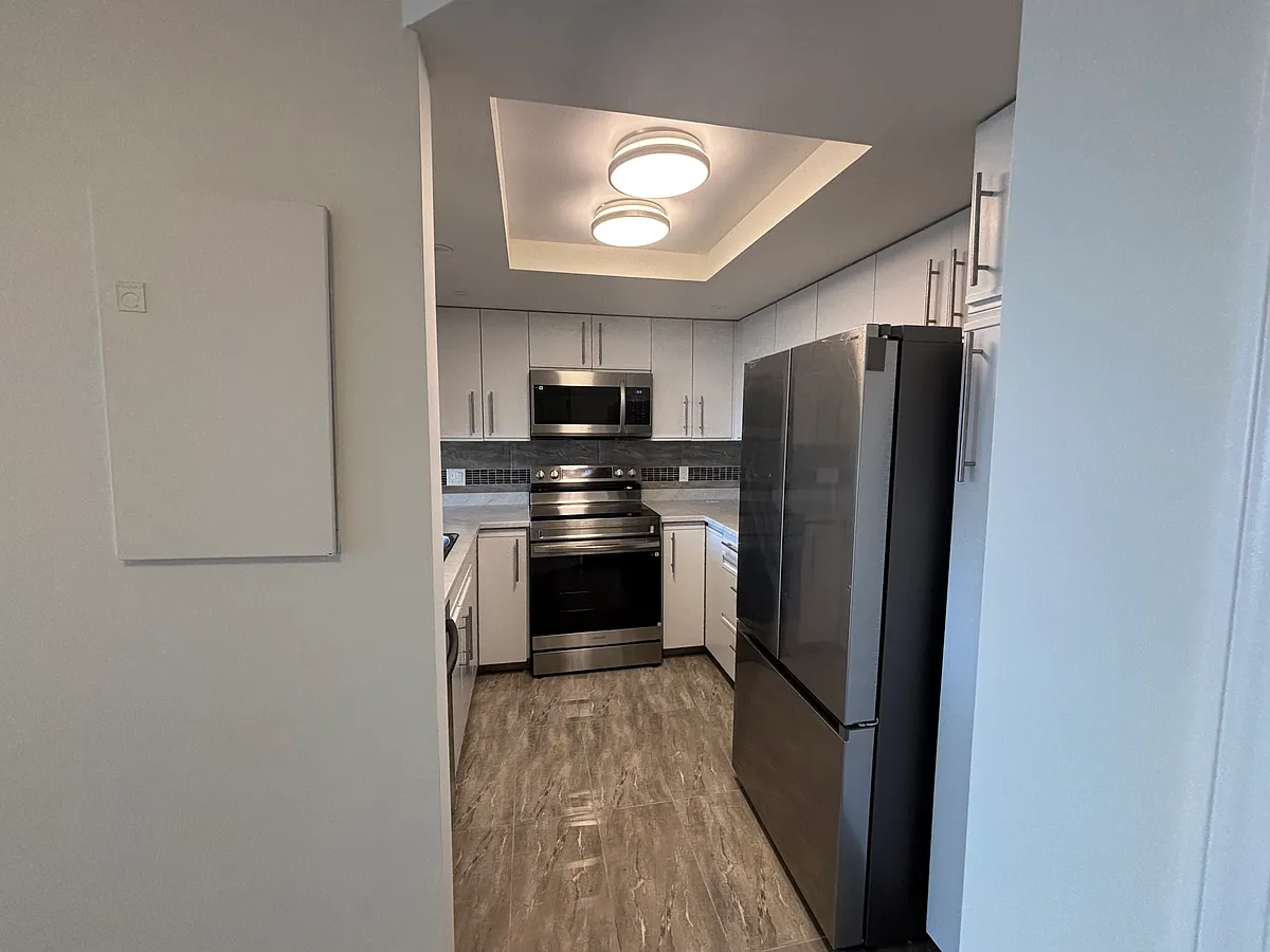Building Photo - 1065 Quayside Dr #1702