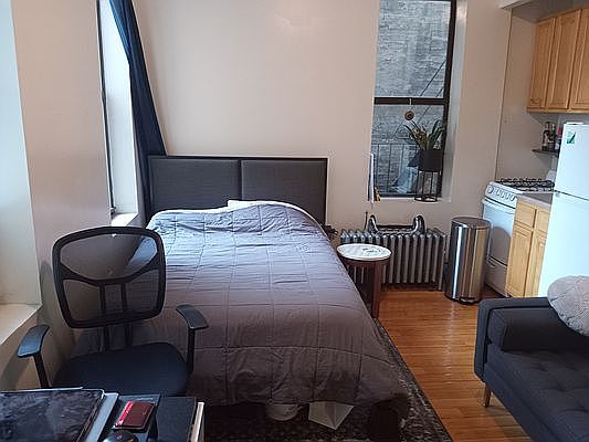 1st image of 755 9th Ave #3B
