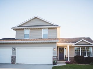 1475 Wildlife Trl, North Liberty, IA 52317