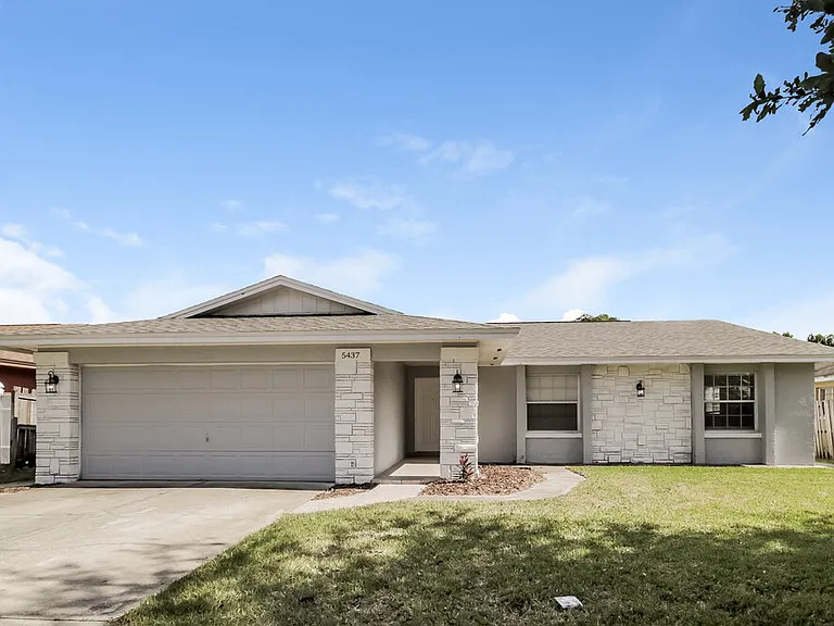 5437 Wauchula Ct — Photo 1