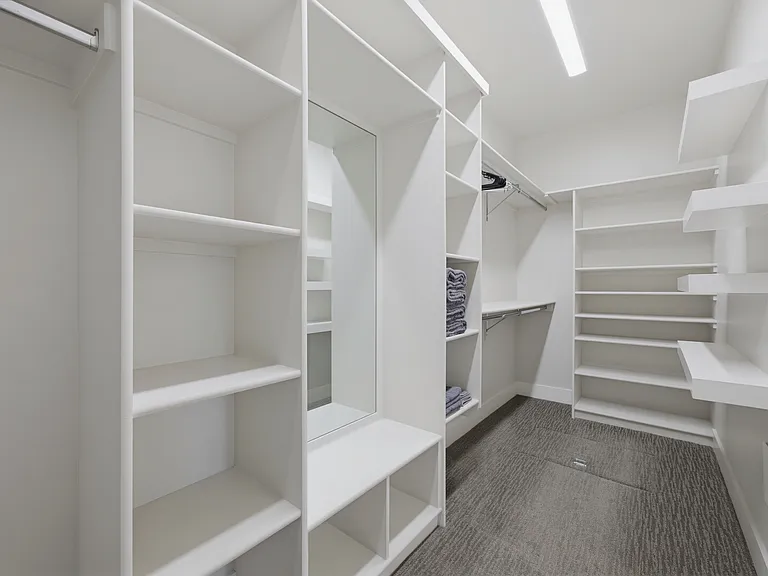 1457 W Tenzing St — Photo 22