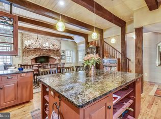 17641 Raven Rocks Rd, Bluemont, VA 20135