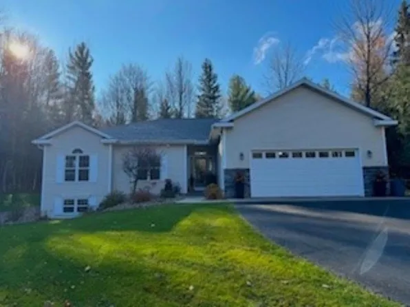 6011 STETTIN DRIVE, Wausau, WI 54401