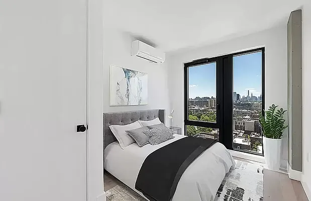 Rented by REAL New York | media 3