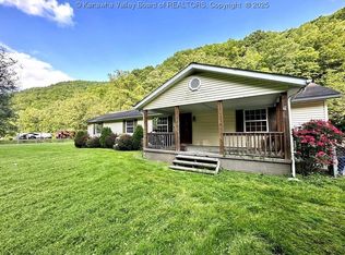 2763 Armstrong Creek Rd, Kimberly, WV 25118