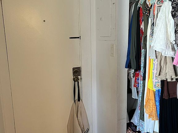 2nd image of 1320 Drexel Ave APT 208