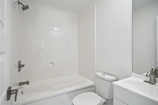 43 Labarre Pl — Photo 14