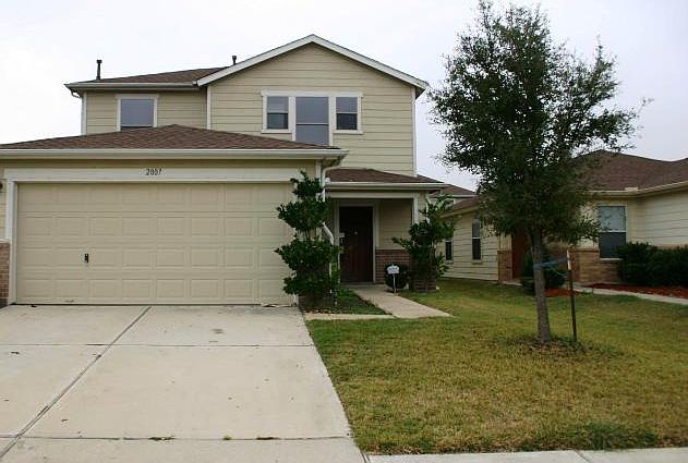 1st image of 2807 Piney Lake Ct