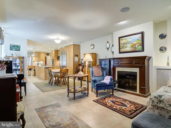 1628 Wakeling St, Philadelphia, PA 19124