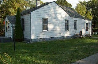 2nd image of 11460 Fisher Ave