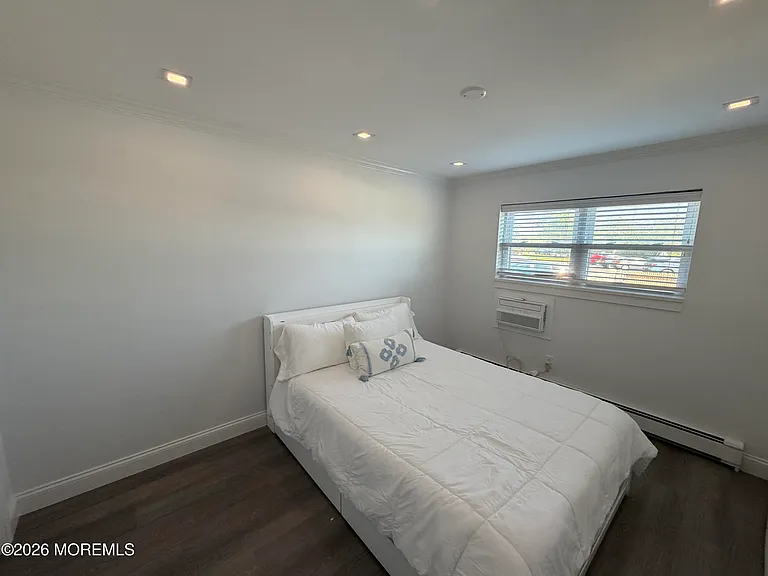135 Wharfside Dr — Photo 10
