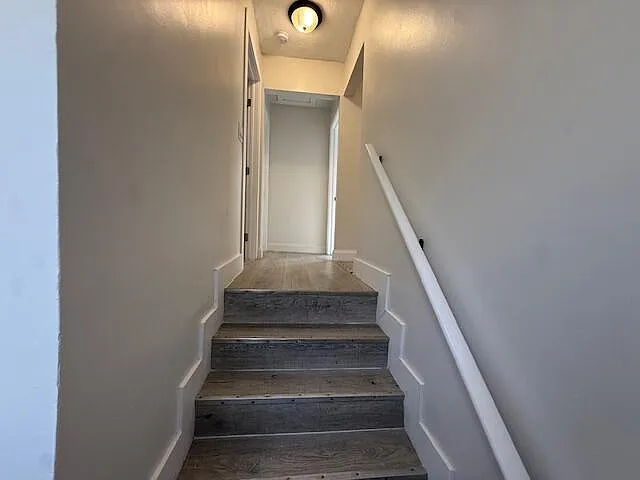 904 4th St #2 — Photo 36