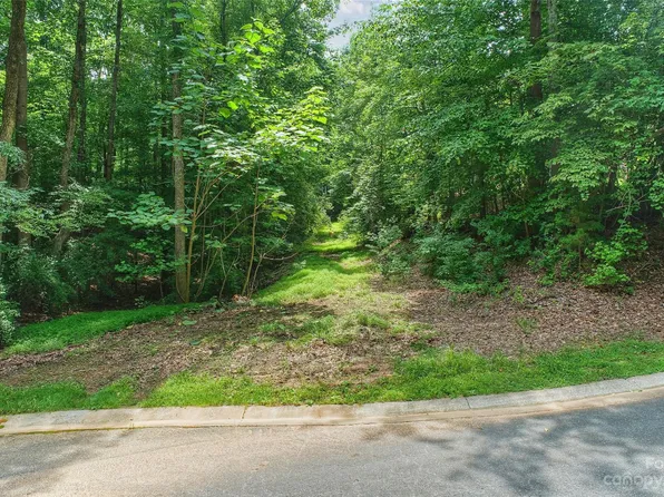 306 Lord Ct, Cramerton, NC 28032