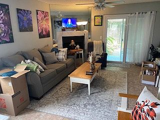 living room w/fireplace